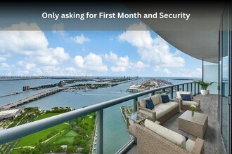 Building Photo - 888 Biscayne Blvd