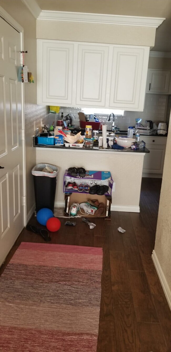 Foto del edificio - 6100 Windhaven Pky