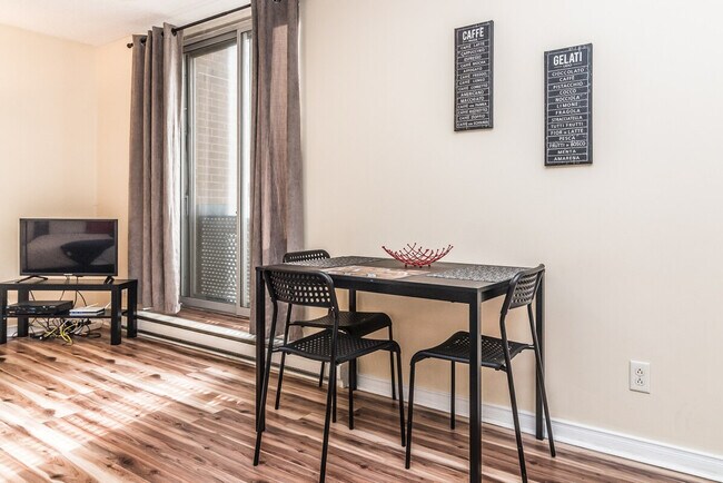 Photo du bâtiment - 190 Bd René-Lévesque E