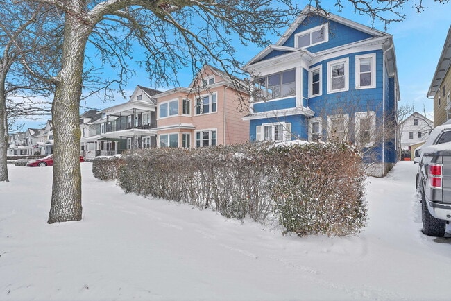 Building Photo - 45 Fairchild Pl