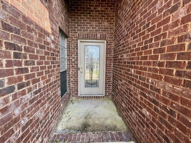 Building Photo - 3821 Branford Ct