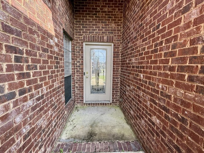 Foto del edificio - 3821 Branford Ct