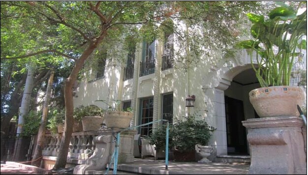 Building Photo - 1813-1817 Grace Ave