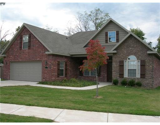 Foto principal - 1406 S 14th Pl