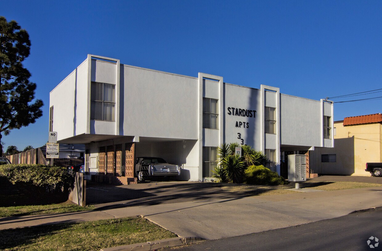 Primary Photo - Stardust Apartments