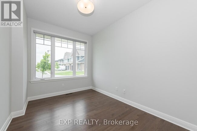 Photo du bâtiment - 680 Gabriola Way