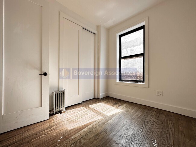 Foto del edificio - 184 Claremont Avenue