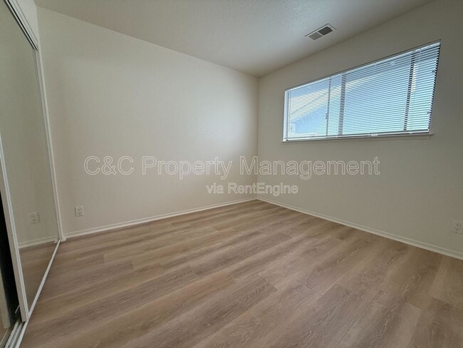 Foto del edificio - 360 Prescott Ave