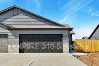 Building Photo - 13432 W Haskell Ct
