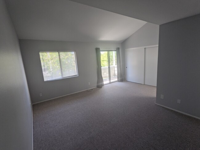 Master Bedroom - 334 Ogle St