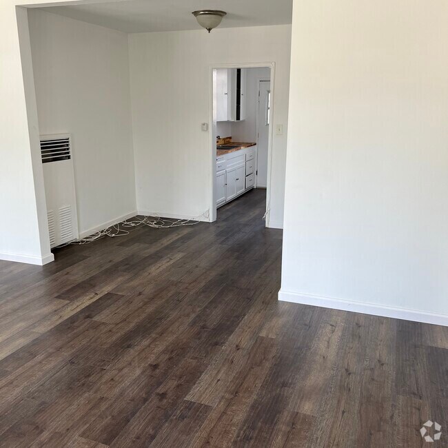 Apartments for Rent in 90008