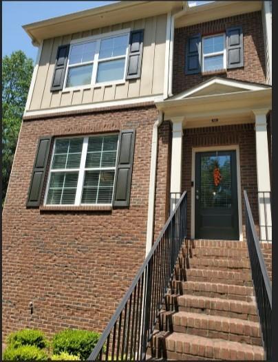 Building Photo - 201 Aventine Ln
