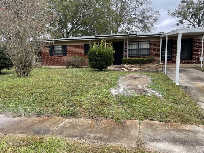 Photo - 5057 Lincoln Cir N House