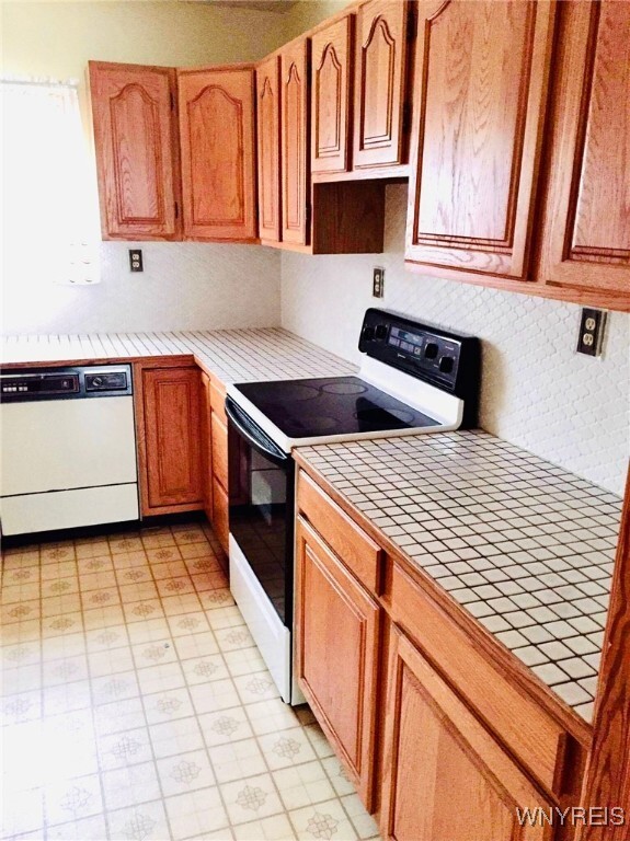 Foto del edificio - 224 Ivyhurst Cir