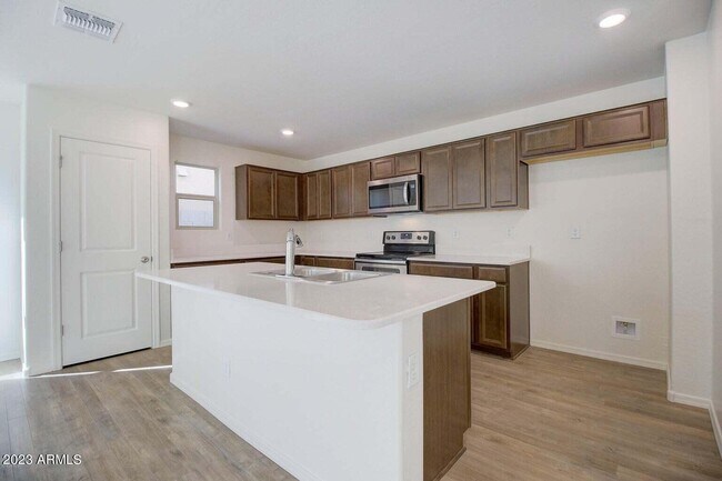 Building Photo - 16229 W La Ventilla Way