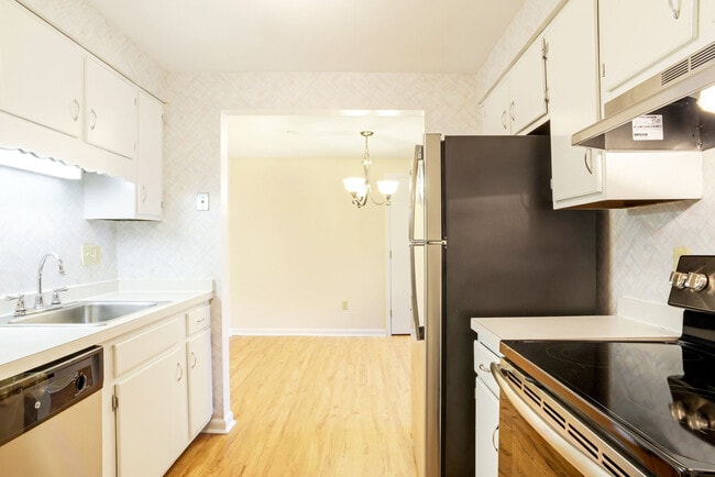 Interior Photo - Wexford Village