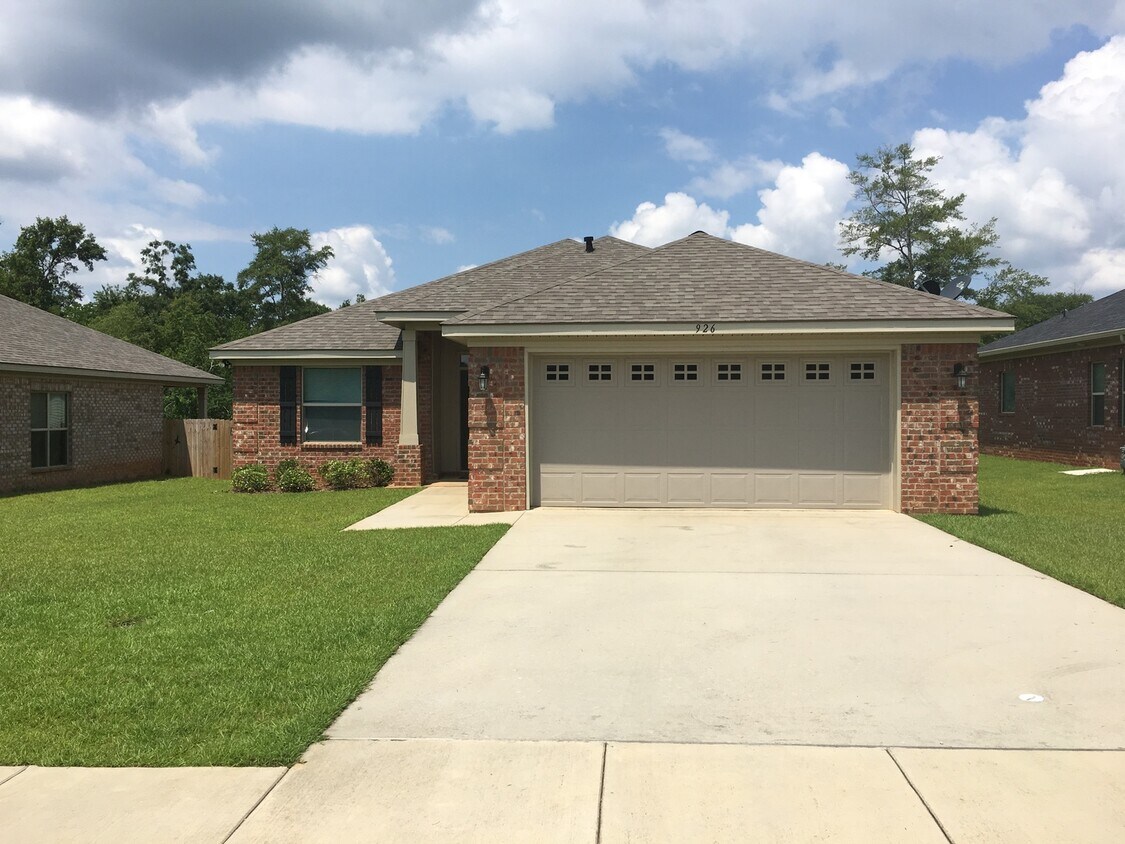 Foto del edificio - GREAT HOME IN WEST MOBILE