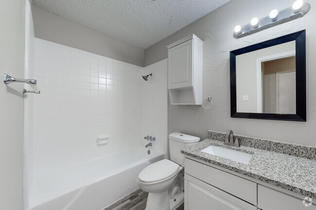 1BR, BA-707SF - Townhouse West