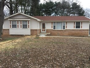 Building Photo - 4717 Kalamath Dr