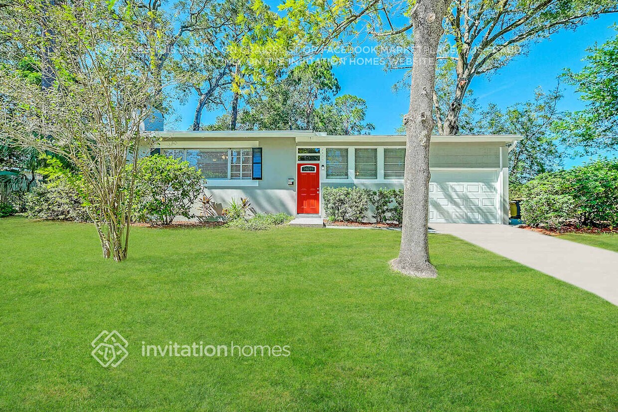 Foto principal - 2459 Mercer Cir S