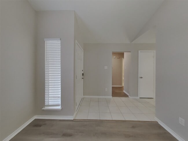 Building Photo - 5907 Misty Meadow St