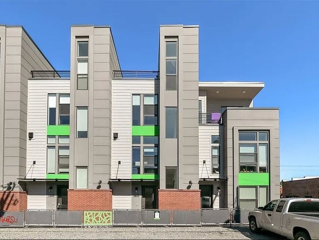 Building Photo - 1465 30th St