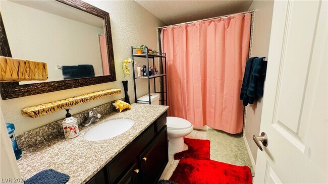 Foto del edificio - 5098 River Glen Dr