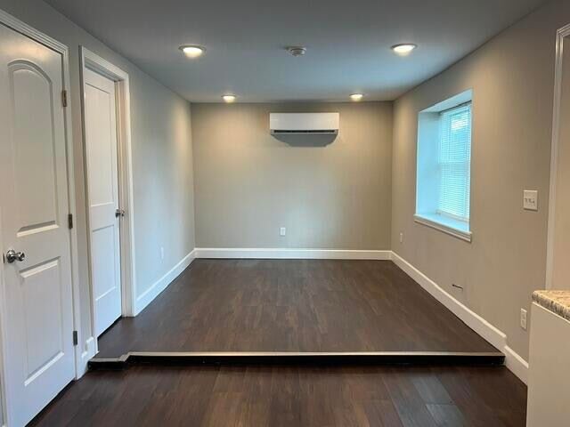 Foto del edificio - 862 Berry St NE