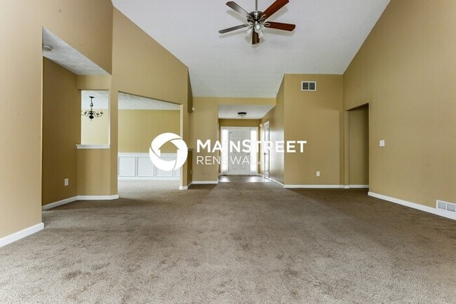 Photo - 3 Bedroom Pet-Friendly Home in Covington, GA with Main Street Renewal