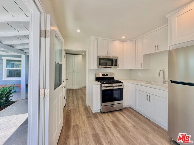 Foto del edificio - 501 S Gaylord Dr