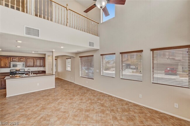 Building Photo - 2780 Kona Crest Ave