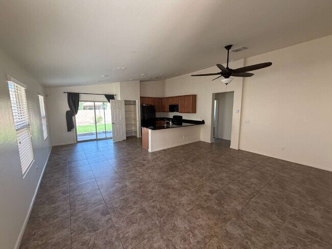 Foto del edificio - 932 Hot Springs Trail