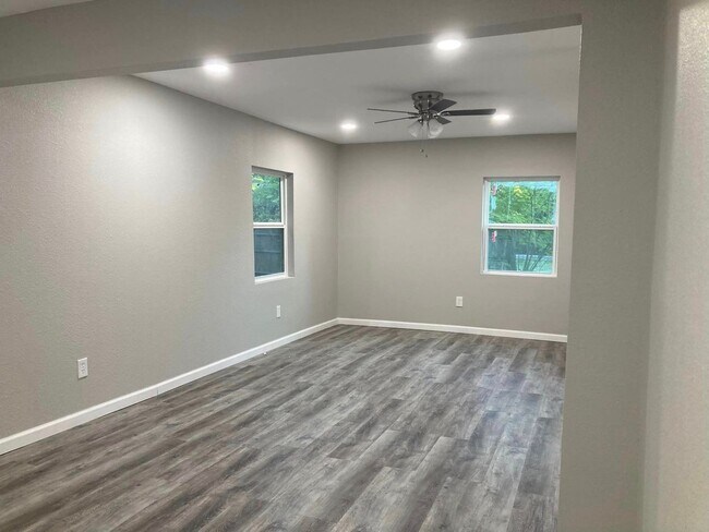 Foto del edificio - 1295 15th St SE