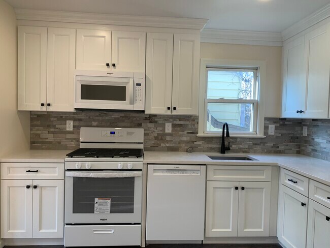 Foto del edificio - 79 4th St