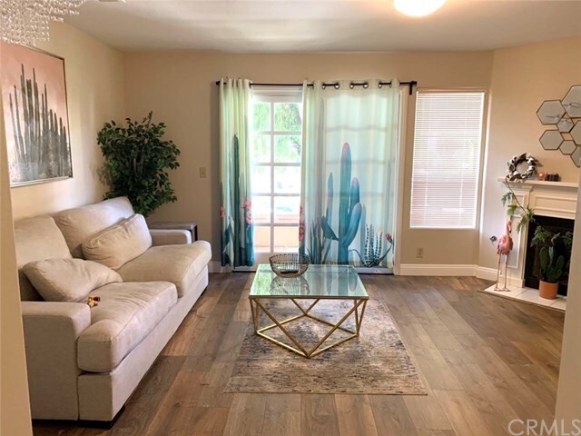 Foto principal - 915 W 9th St