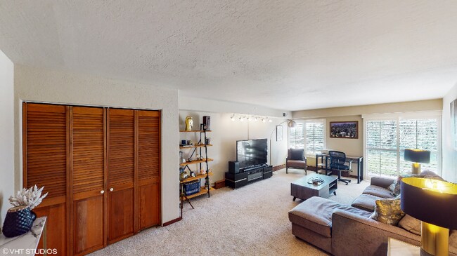Foto del edificio - 26070 Adams Rd