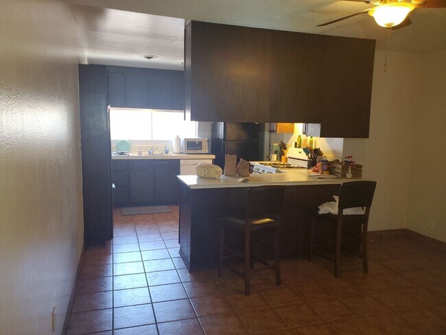 Foto del edificio - Single-story home with a private pool in the SDSU.