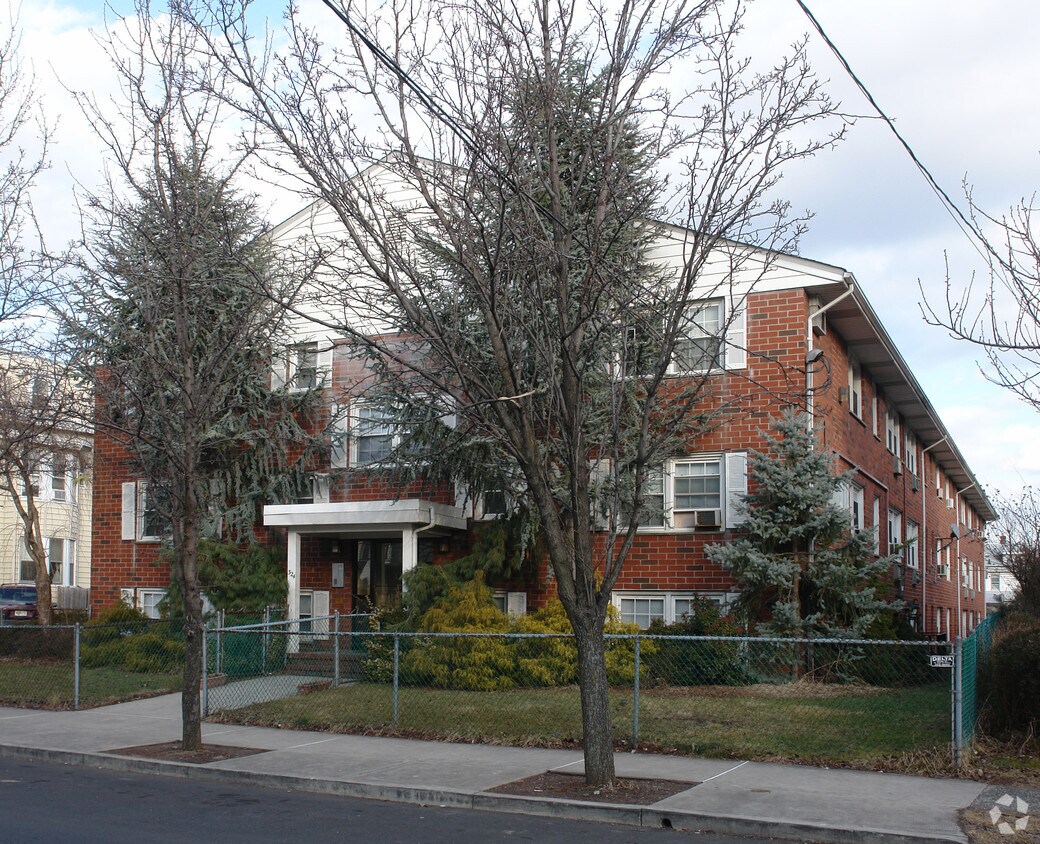 Foto del edificio - 324 Washington Ave