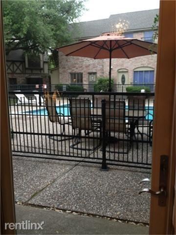 Foto del edificio - 14723 Barryknoll Ln