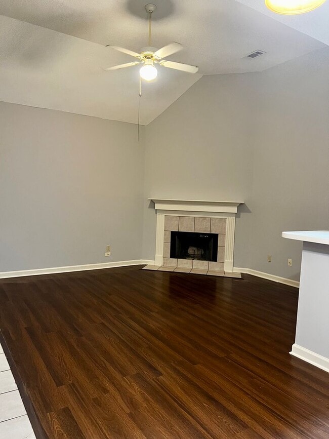 Building Photo - 1271 Brady Hollow Ln