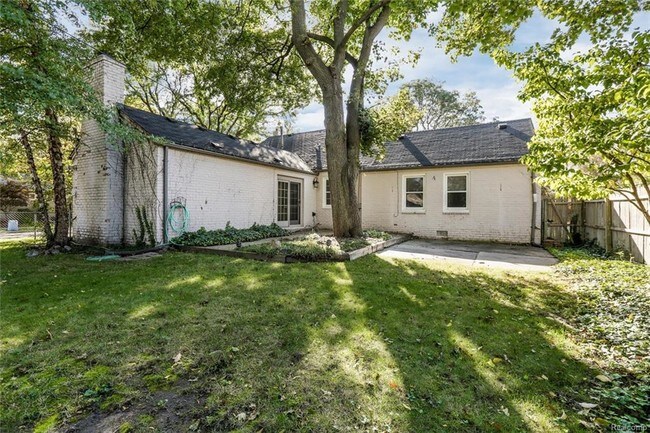 Foto del edificio - 13300 Wales Ave