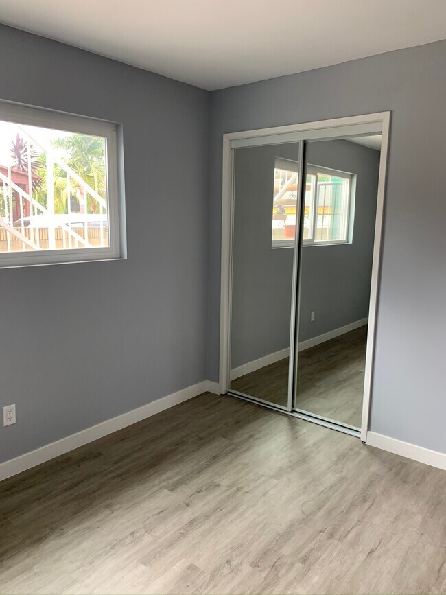 Foto del edificio - 8528 5th St