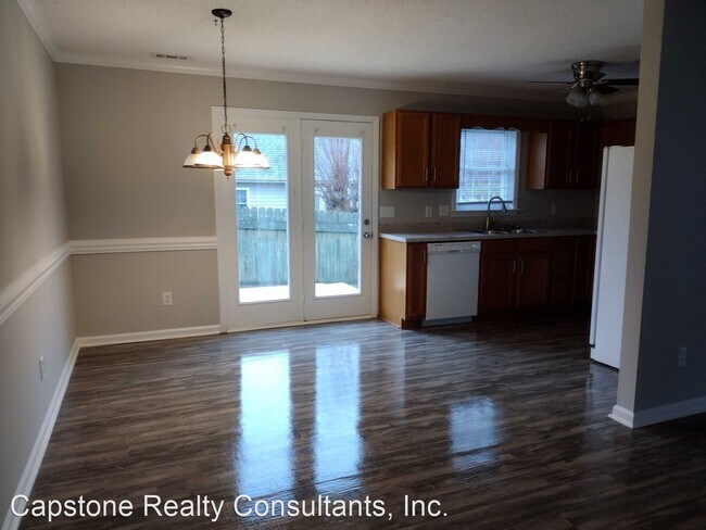Building Photo - 3 br, 2 bath House - 110 Sir Charles Ct.