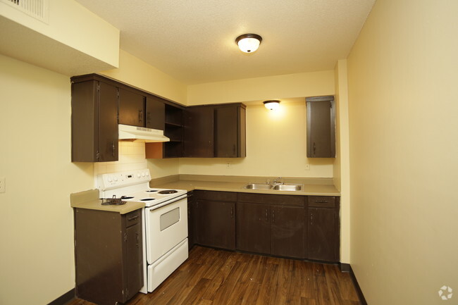 2BR, 1BA - 725 SF - Winner Place Apartments