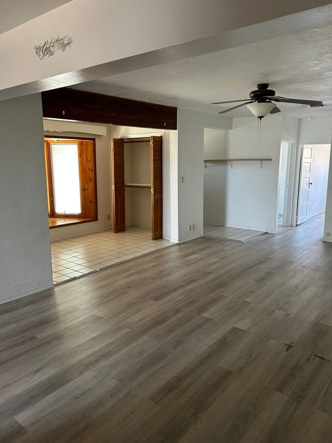 Building Photo - Winslow 2 Bedroom Rental