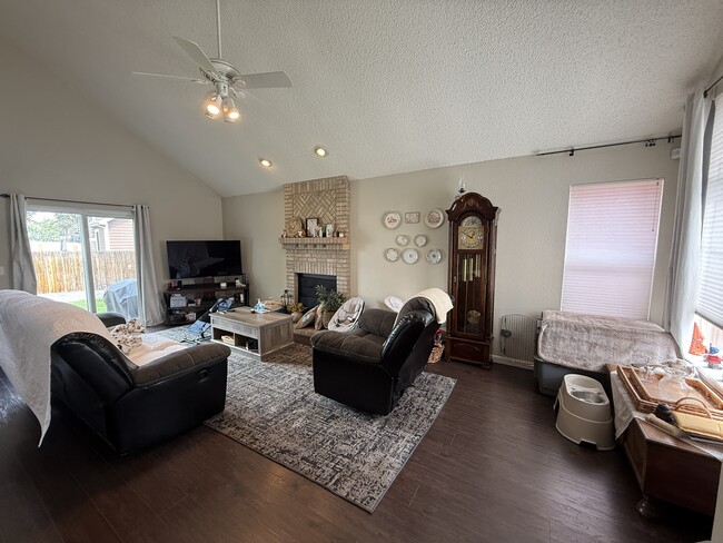 Building Photo - 4429 Horizonpoint Dr