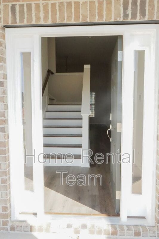 Building Photo - 142 Brookline Dr