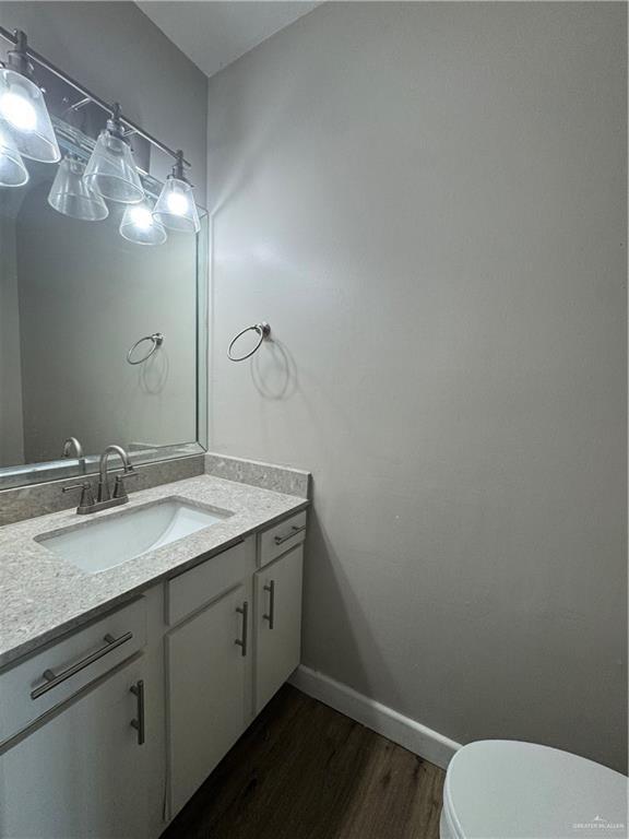 Foto del edificio - 12 South Dr