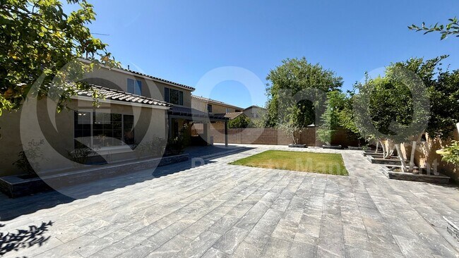 Building Photo - 4213 S Buckskin Way