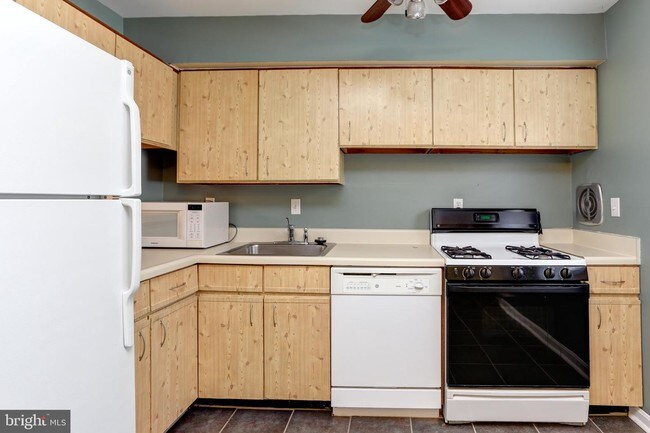 Foto del edificio - 11147 Littlebrook Ln